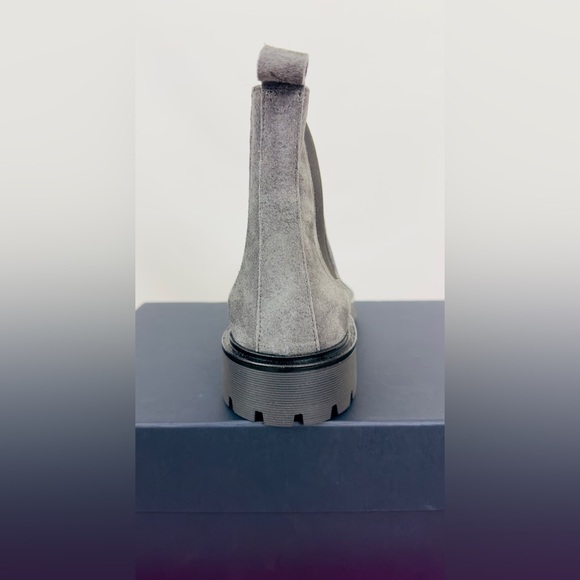 Good Man Brand Charcoal Gray Modern City Chelsea Lug Sole Slip On Ankle … - Picture 15 of 16